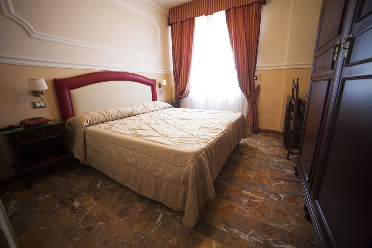 Hotel Gran Duca Livorno Luaran gambar
